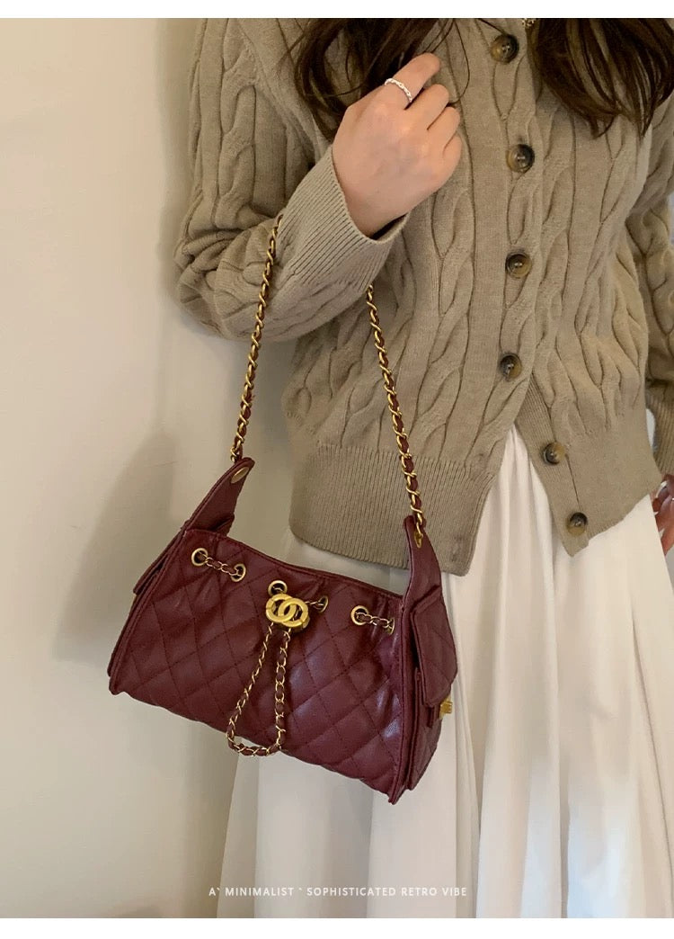 Chanel (25) handbag
