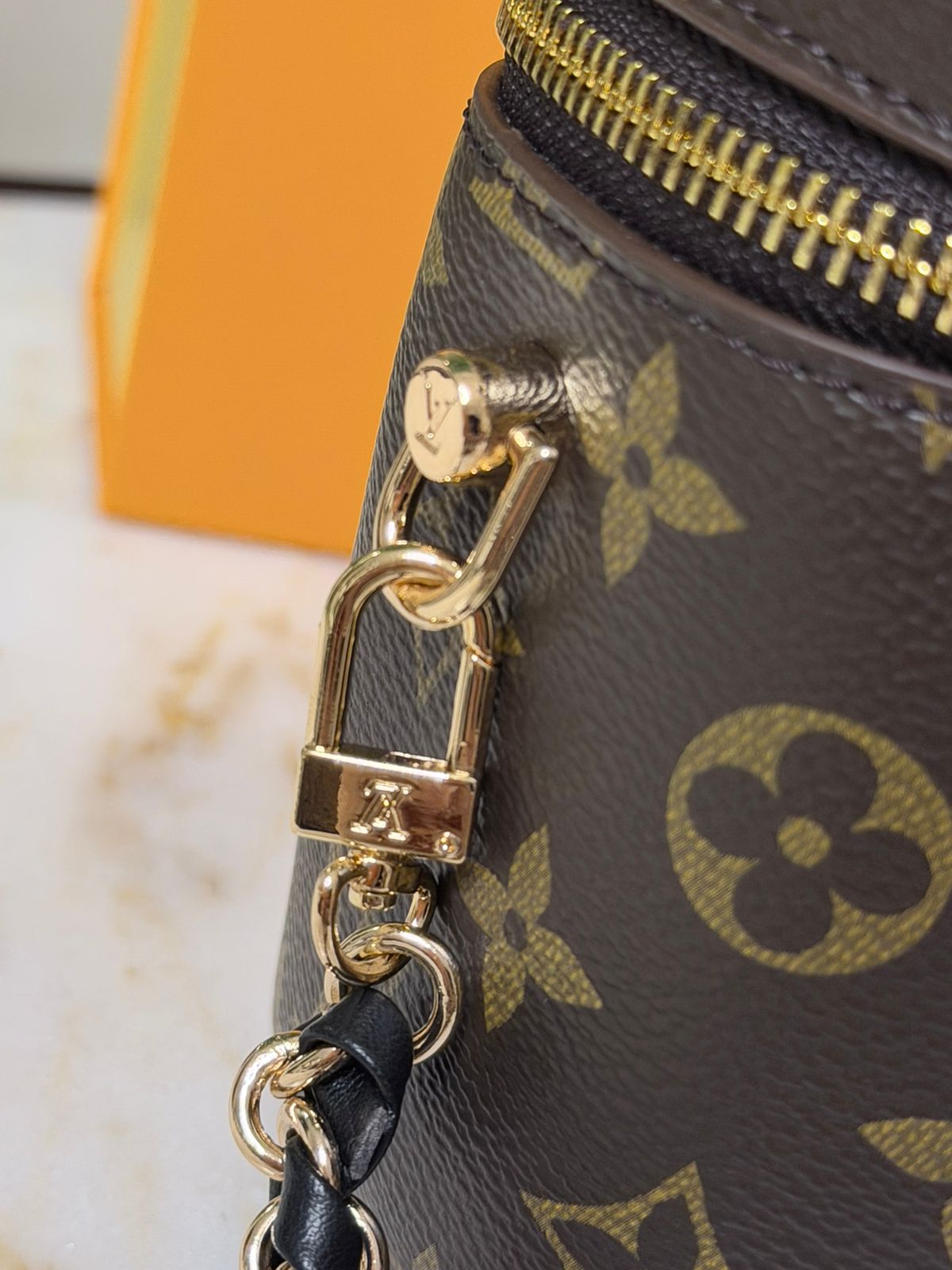 Louis Vuitton Nice Vanity