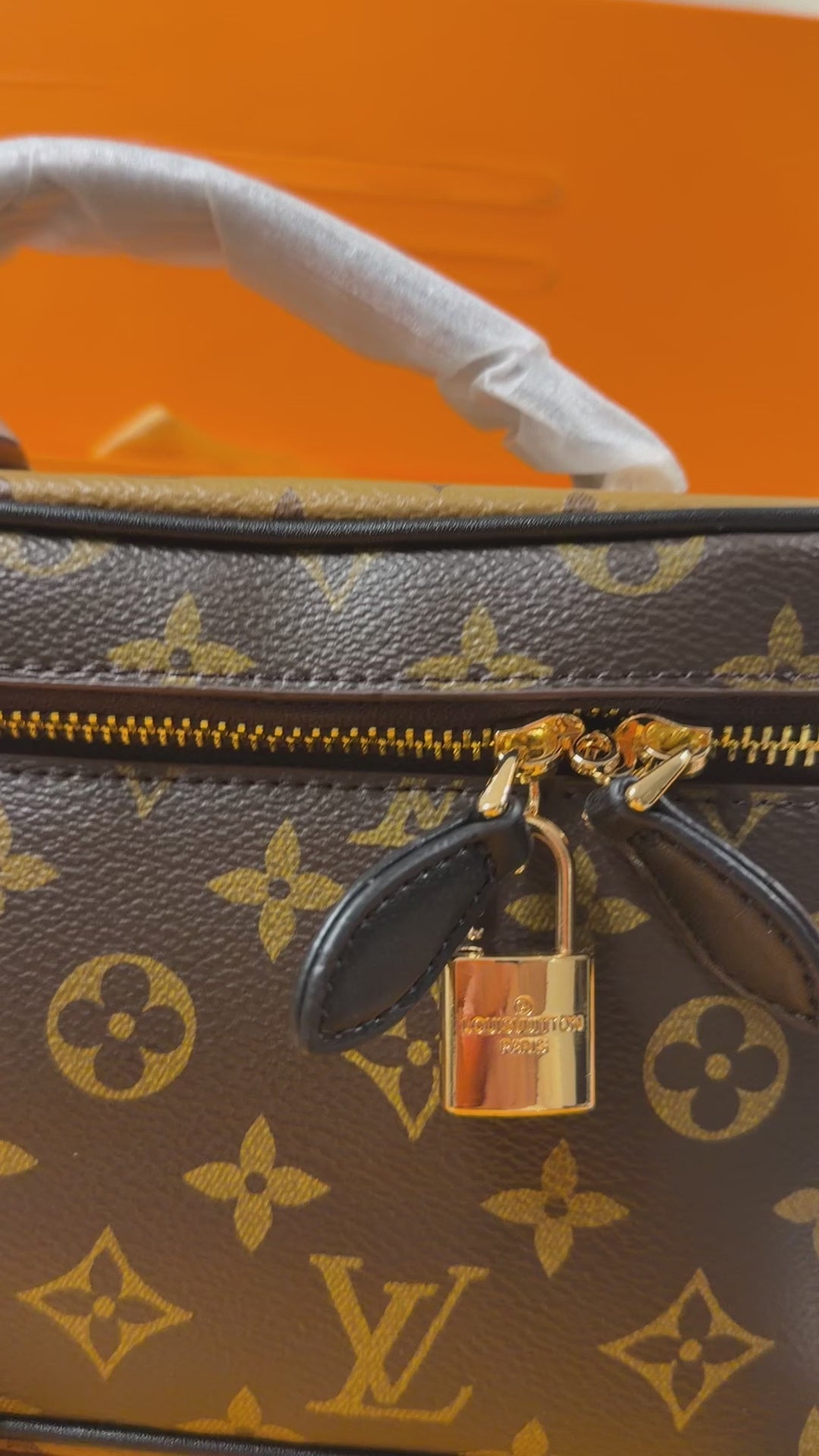 Louis Vuitton Nice Vanity